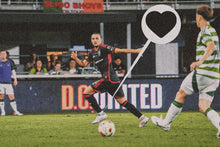 Load image into Gallery viewer, Relentless Pro Traction Socks