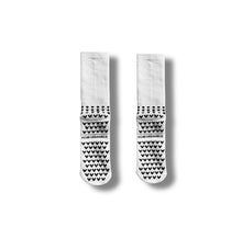 Load image into Gallery viewer, Relentless Pro Traction Socks